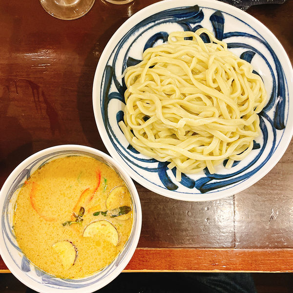 「年越グリーンカレーづゅるそば」@づゅる麺 池田の写真