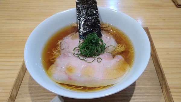 「しょうゆらぁ麺¥1300-」@飯田商店 湯河原本店の写真