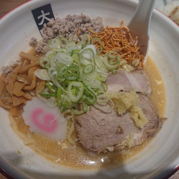 「味噌MAZE1000円、ミニカレー350円、缶ビール360円」@大島の写真