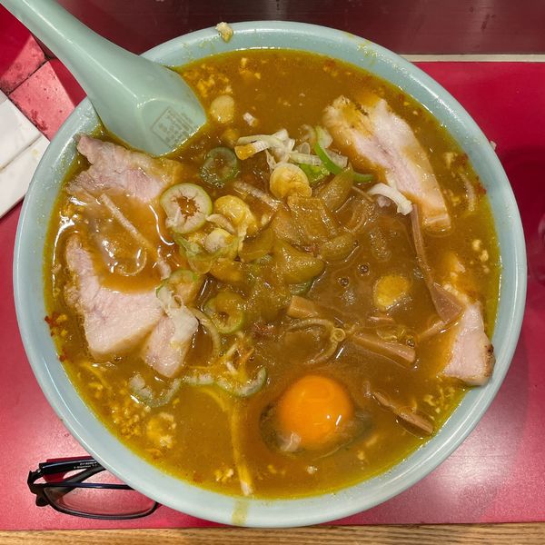 「ニンニクカレーチャーシューメン玉入り」@太源の写真