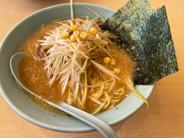 「ネギ味噌ラーメン」@ラーメンショップ 椿 玉造店の写真