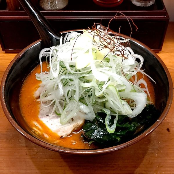 「鉄火麺＋ねぎ」@北海道らーめん ひむろ 秋葉原2号店の写真