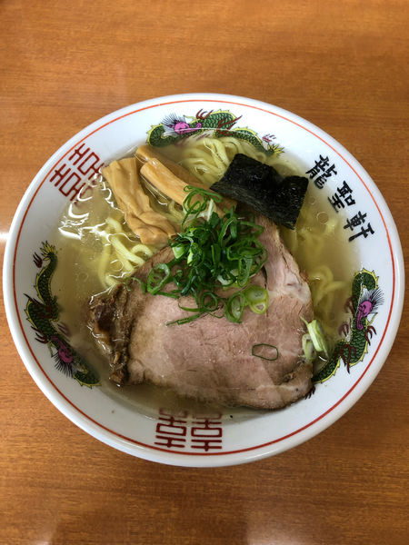 「塩ラーメン」@龍聖軒の写真