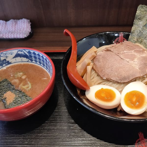 「つけ麺（大盛り）三田盛り」@つけ麺専門店 三田製麺所 吉祥寺店の写真