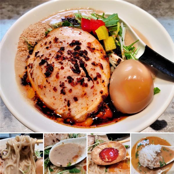 「ごまらぁ＋味玉＋ミニライス＝1100円」@麺 やまらぁの写真