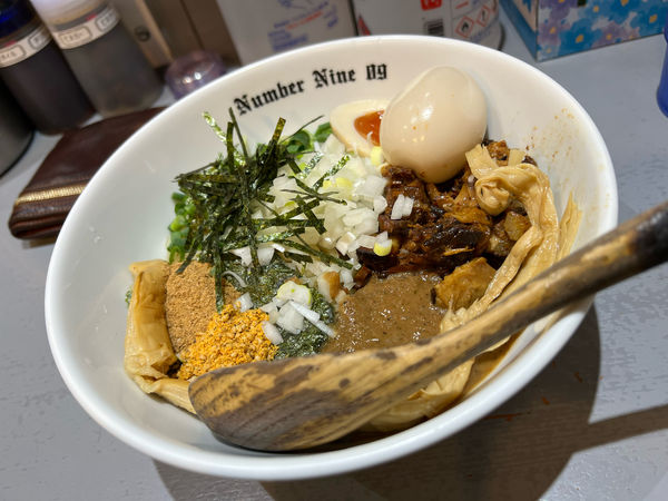 「まぜそば」@麺Dining Number Nine 09の写真