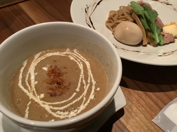 「🦆🍊S+🥚(鴨出汁つけ麺ミカン風味味玉トッピング)1100円」@Gion Duck Noodlesの写真