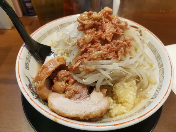 「ラーメンミニ ヤサイ ニンニク あれ」@豚山 横浜西口店の写真