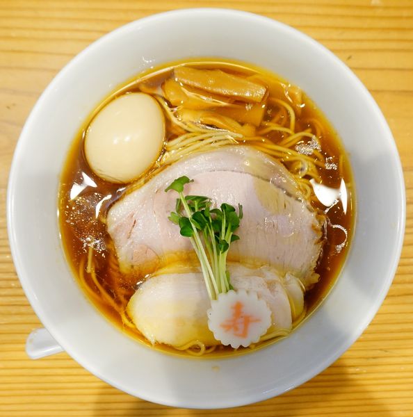 「醤油味玉らーめん」@麺屋鈴春の写真