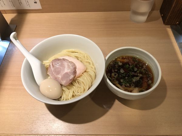 「味玉つけ麺」@らぁ麺 はやし田 新宿本店の写真