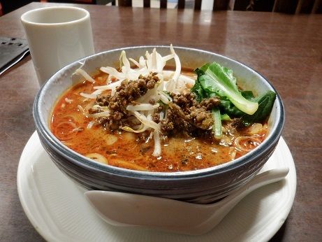 「タンタン麺 ハーフ」@中国家庭料理 神洲之華の写真