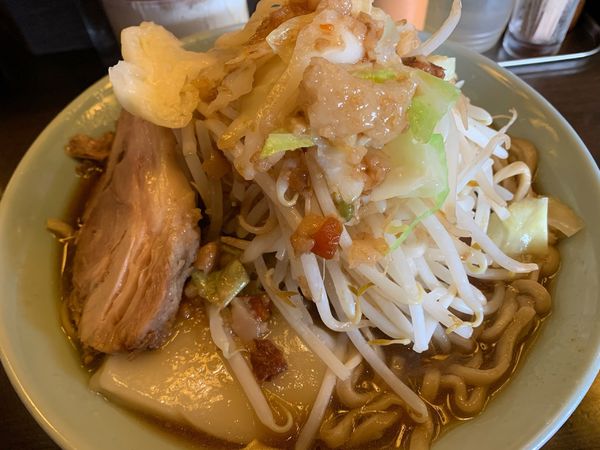 「中ラーメン　限定もちTP」@立川マシマシ 9号店の写真
