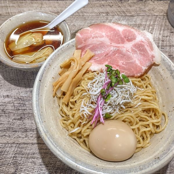 「ワンタンつけ麺大盛り､味玉」@麺食堂 くにをの写真