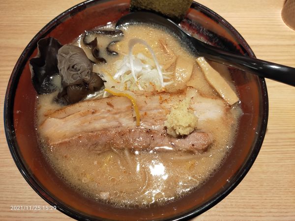 「トロ旨チャーシューメン」@札幌みその 一期一会 シャポー船橋店の写真