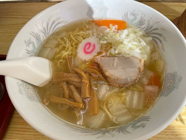 「塩ラーメン850円」@山ろくの写真