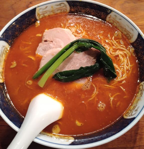 「太肉担々麺（大盛り）大辛」@支那麺 はしご 銀座本店の写真