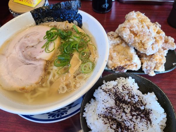 「佐野らーめんとBセット」@佐野らーめん 湧の写真