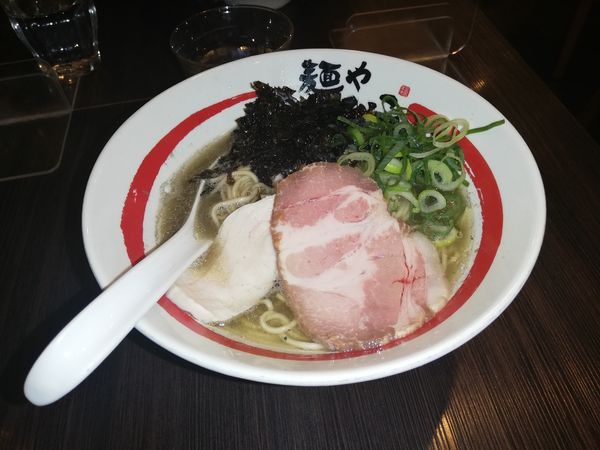 「追い煮干そば」@麺や でこの写真