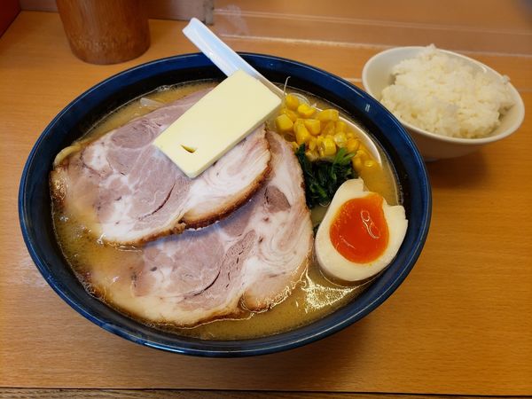 「特製味噌ラーメン　半ライス」@無邪気 自由が丘南口店の写真