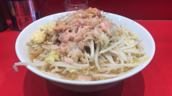 「ラーメン半分　￥700」@ラーメン二郎 西台駅前店の写真