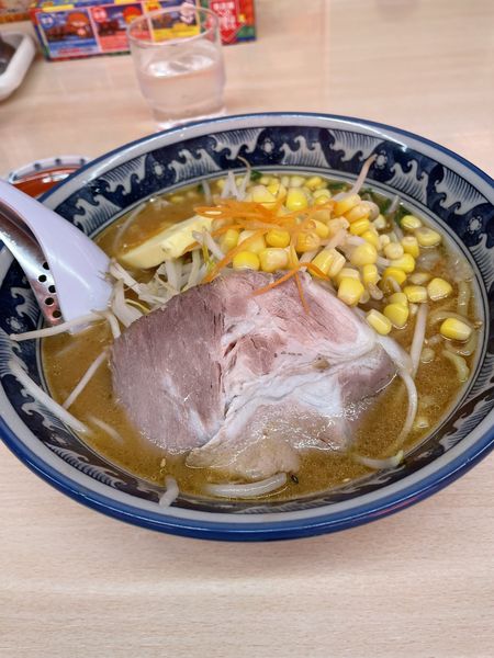 「味噌バターコーンラーメン」@めん丸 おゆみ野店の写真