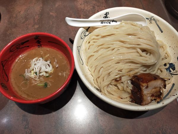 「濃厚白つけ麺」@麺屋武蔵 武骨外伝の写真