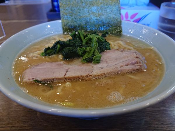 「らーめん＋ねぎ飯セット」@横浜家系らーめん たま家の写真