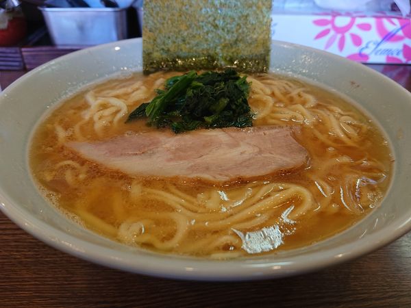 「朝ラー(サービス中盛り)」@横浜家系らーめん たま家の写真