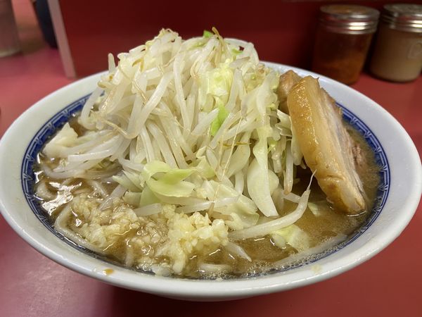 「小ラーメン（ﾆﾝﾆｸ）」@ラーメン二郎 桜台駅前店の写真