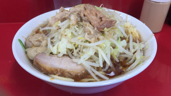 「小ラーメン　豚2枚　￥700」@ラーメン二郎 越谷店の写真