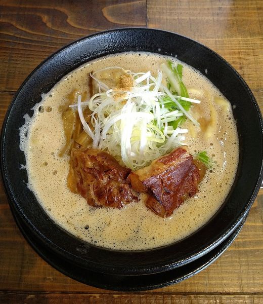 「濃厚とんこつしょうゆ 950円」@特濃とんこつ たから 岐阜本店の写真