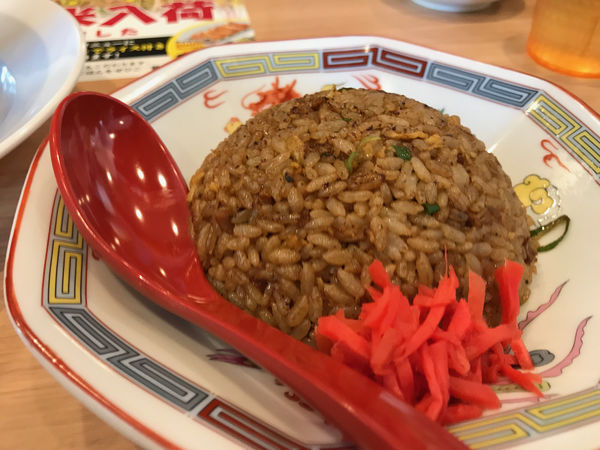 「黒半チャーハン」@ラーメン大志軒 利府店の写真