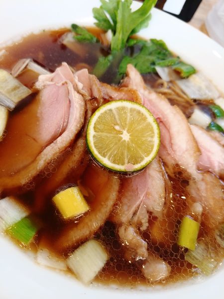 「鴨出汁そば・紀州鴨チャーシュー六枚増し」@麺麓menrokuの写真