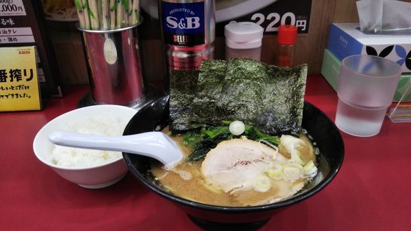 「豚骨しょう油ラーメン 脂多・味濃」@赤羽らーめん 粋の写真
