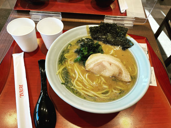 「横浜家系ラーメン」@あつぎ食堂の写真