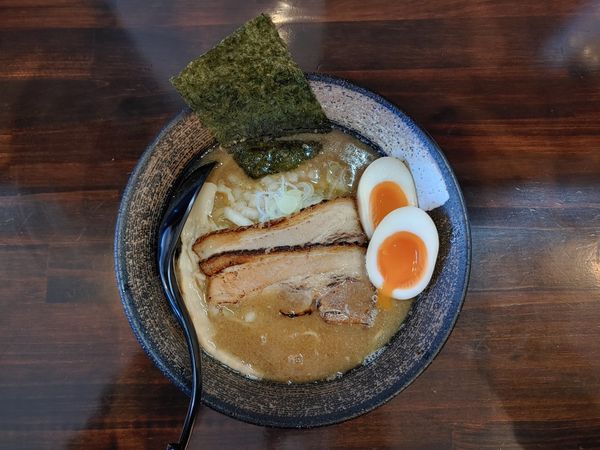 「濃厚煮干しそば　味玉」@煮干し中華そば 虎城の写真