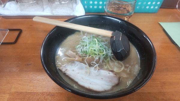 「ハーフラーメン（信州）」@らーめん信玄 南6条店の写真