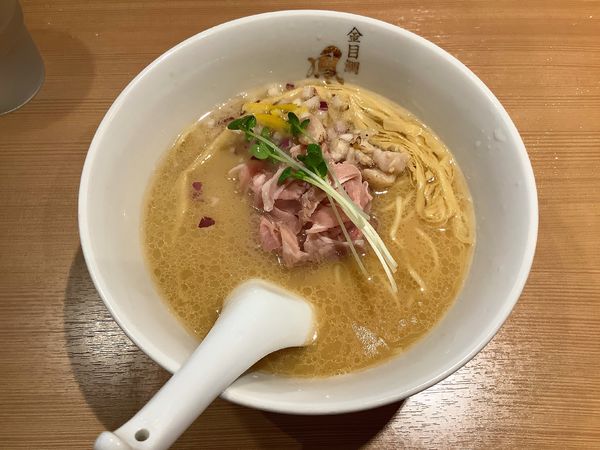 「【数量限定】金目鯛らぁ麺 限定濃厚白湯仕立て+金目鯛茶漬け」@らぁ麺 鳳仙花の写真