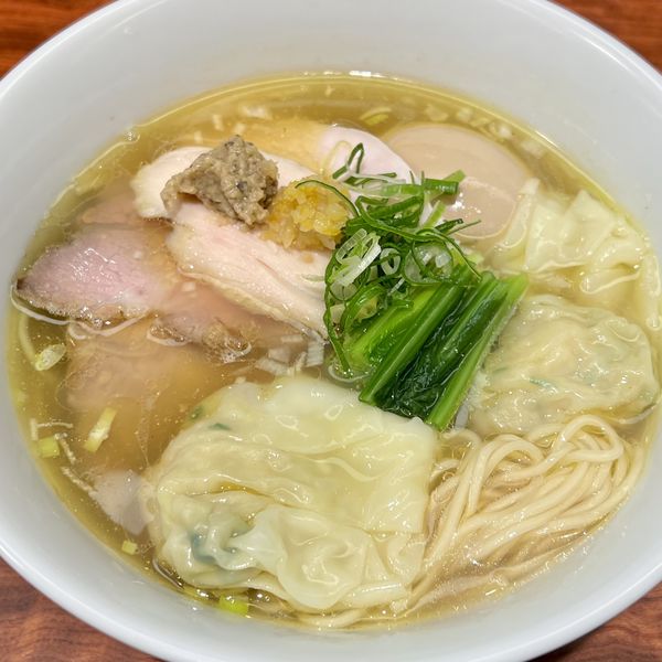 「特製塩そば」@三馬路 東京店の写真