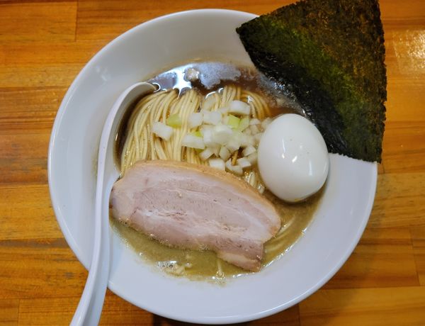 「醤油 850円  味玉 150円［和え玉200円 生卵100円］」@煮干中華ソバ イチカワの写真