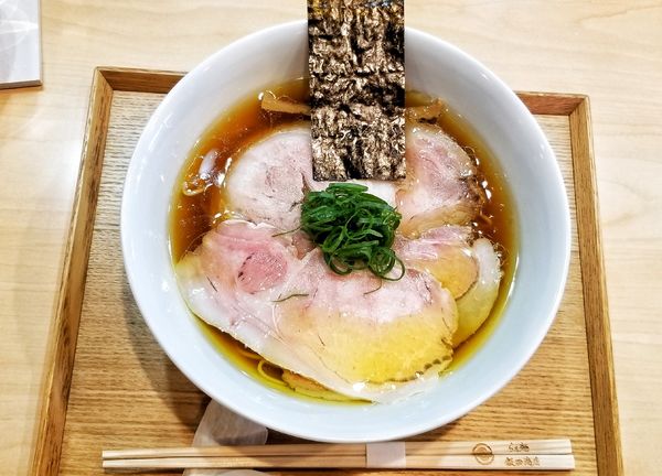 「しょうゆチャーシュー麺 バター醤油ごはん」@飯田商店 湯河原本店の写真