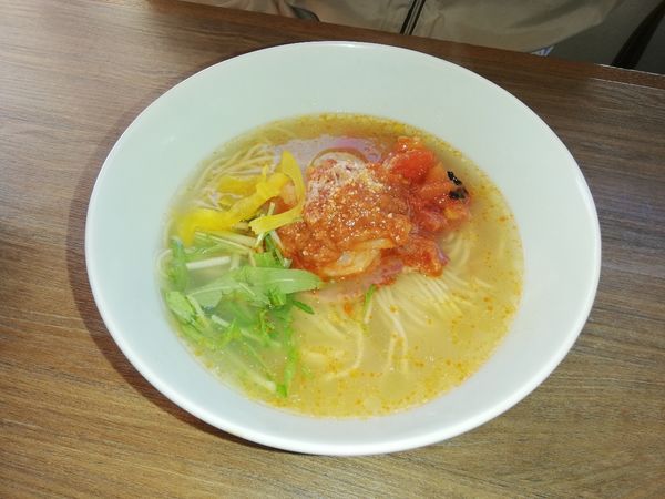 「年末年始限定　塩そば　海老蟹トマトのアメリケーヌ」@中華そば 和渦 TOKYOの写真