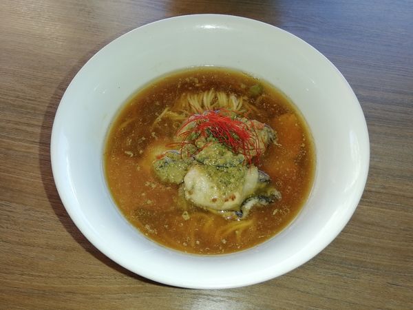 「年末年始限定　醤油そば　牡蛎のアヒージョ」@中華そば 和渦 TOKYOの写真