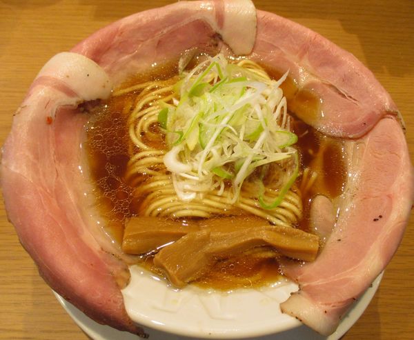 「ピストル　890円」@ラーメン大戦争 神田店の写真