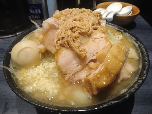 「豚めん：並(¥1100)＋煮卵(¥110)＋小ごはん」@NOODLE SP CRAFTの写真