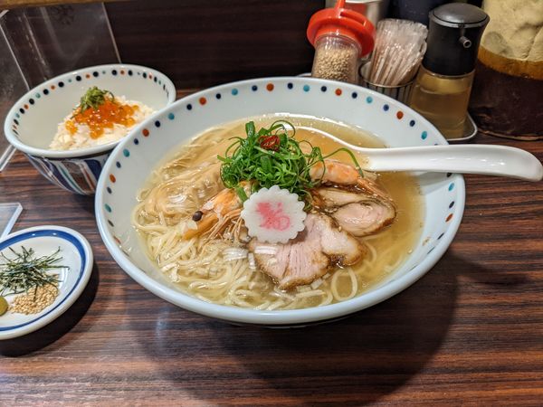 「新春白醤油ら～麺」@らー麺 あけどやの写真