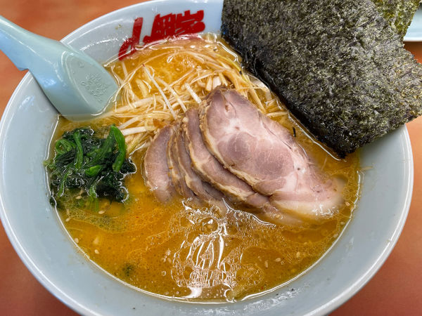 「特製味噌ネギチャーシュー」@ラーメン山岡家 相模原店の写真