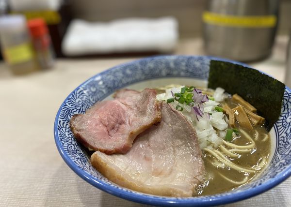 「極上濃厚煮干しそば 880円」@煮干しつけ麺 宮元の写真