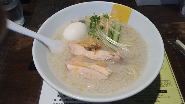 「塩生姜らー麺¥850+コッテリ¥50+味玉サービス 生姜多」@塩生姜らー麺専門店MANNISHの写真