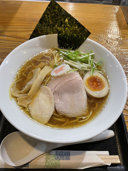 「きほんの醤油らぁ麺」@めんりすとの写真